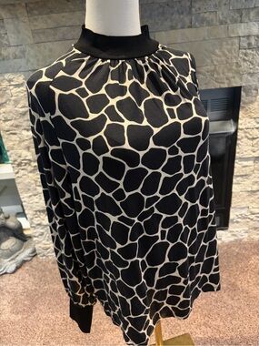 Ann Taylor Black and White Abstract Giraffe-Print Blouse